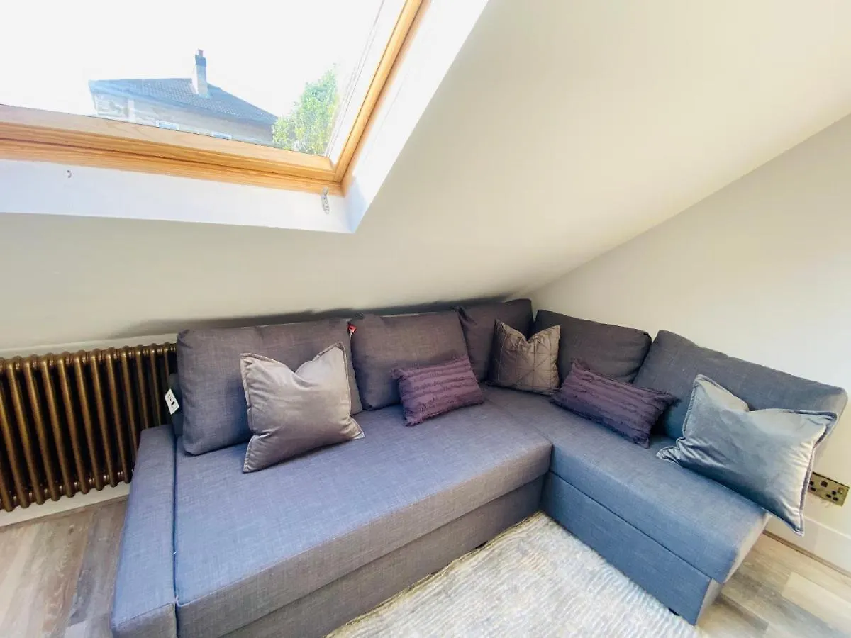 Apartment In Stepney Green Londýn